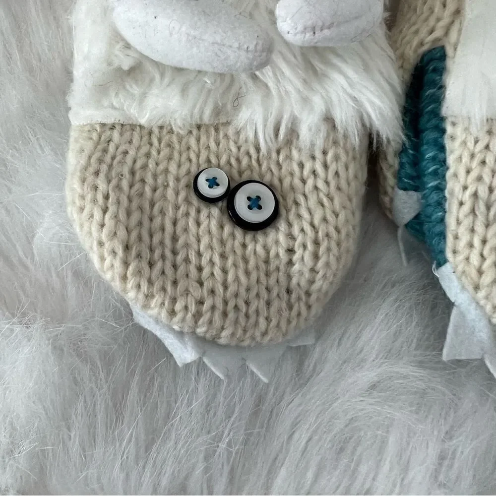 COPY - Delux Knitwit Abominable Snowman Mittens